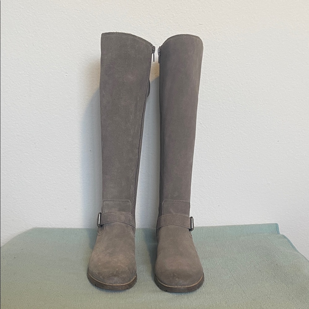 Söfft Sharnell II Women’s Tall Grey Suede Boots, Size 8M